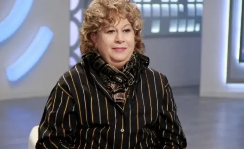 وفاة الفنانة سمية الألفي عن عمر 72 عامًا بعد صراع مع المرض..  عاشت بهدوء ورحلت بوقار