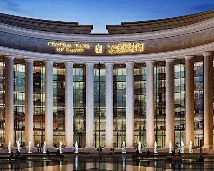 قفزة تاريخية في تحويلات المصريين بالخارج: نمو يتجاوز 42% و33.9 مليار دولار تدعم احتياطي مصر الأجنبي في 2025