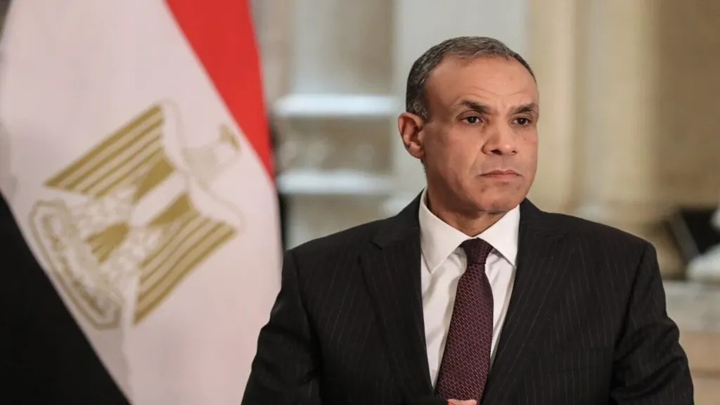 تعزيزًا للتواصل مع المصريين بالخارج.. لقاء افتراضي لوزير الخارجية مع جاليات كمبوديا وسنغافورا وتايلاند